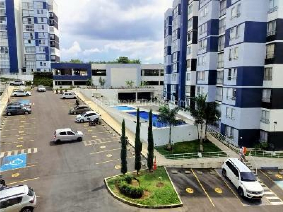 APARTAMENTO PARA LA VENTA EN CONJUNTO IRAZU - DOSQUEBRADAS - 1