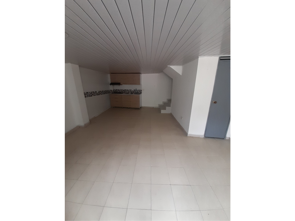 SE VENDE CASA BARRIO LOS CONSTRUCTORES CRA 6ta Calle 42-PEREIRA — foto 2