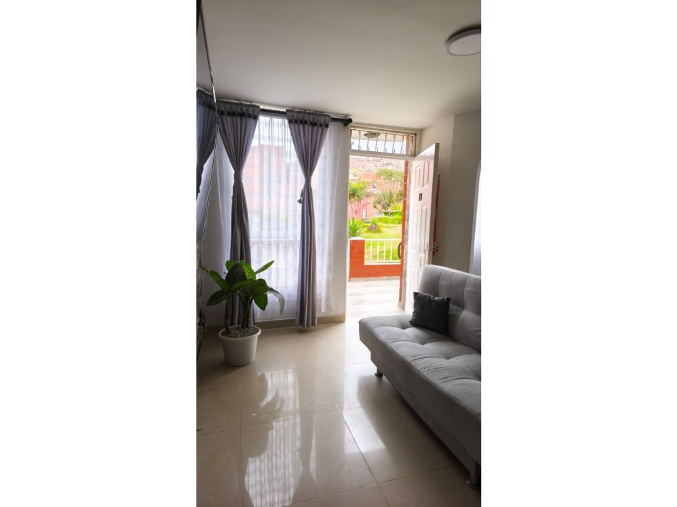 Se vende Casa en Bosques de Tibanica - 2