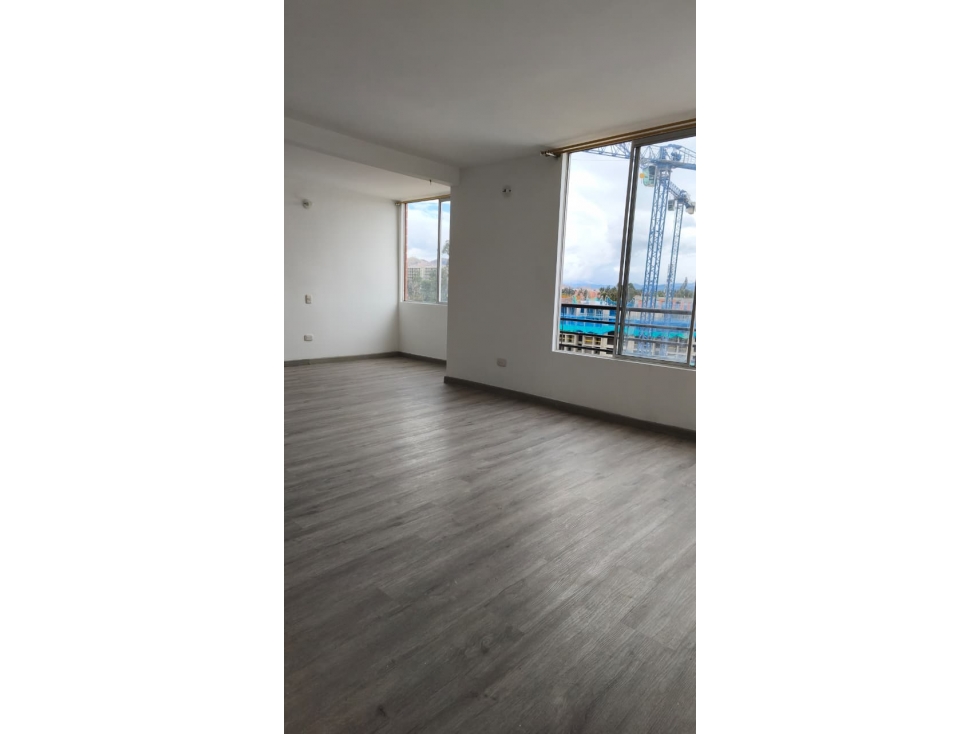 COD: 900076 Arriendo apto en Ciudad Verde, Conjunto Cayena 2