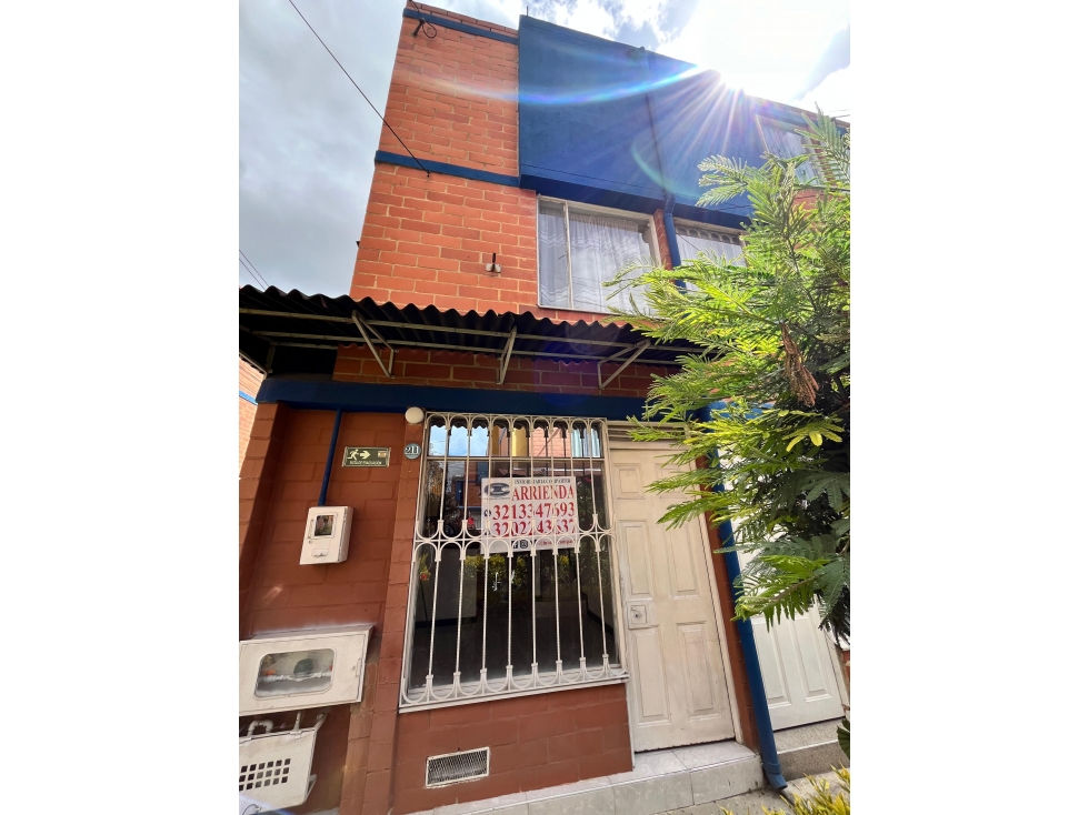 Arriendo casa en Conjunto Bosques del Zapan 3, Soacha - 1