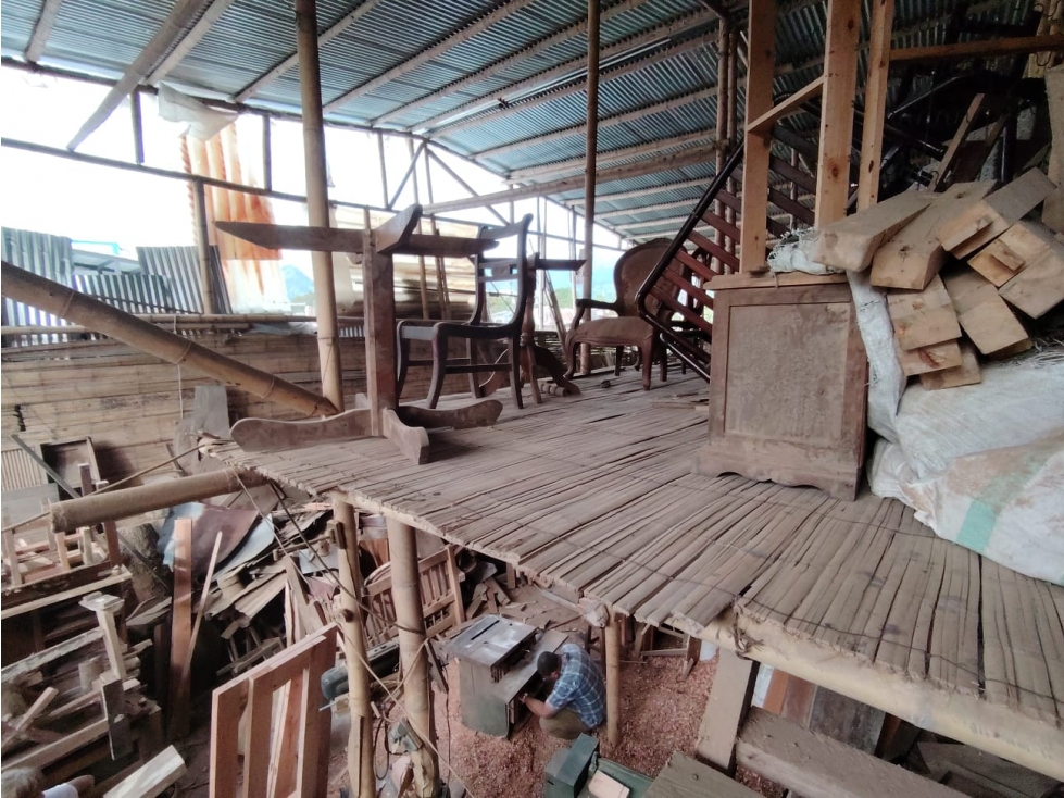 SE VENDE CASALOTE SECTOR CENTRO AV. ANCIZAR, ARMENIA - 6