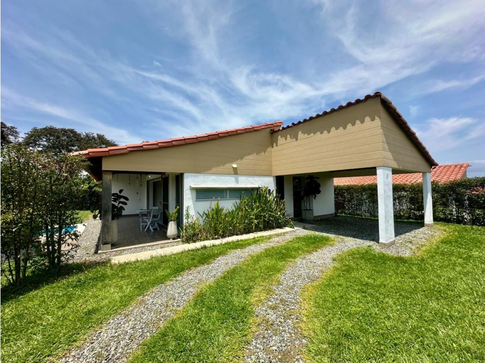VENDEMOS CASA CAMPESTRE EN CONJUNTO VIA AL CAIMO, ARMENIA QUINDIO