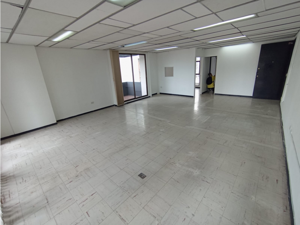 VENDO OFICINA PISO 7 PLAZA DE BOLIVAR, PEREIRA RISARALDA - 6