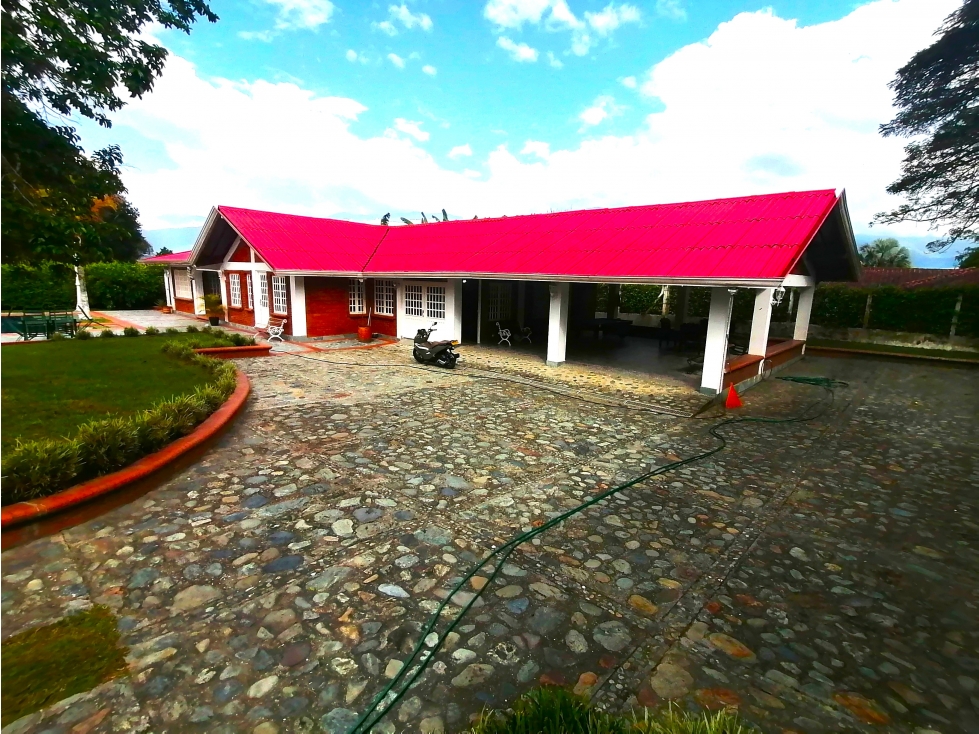 VENDO CHALET SECTOR AEROPUERTO, ZONA EDEN ARMENIA — foto 2