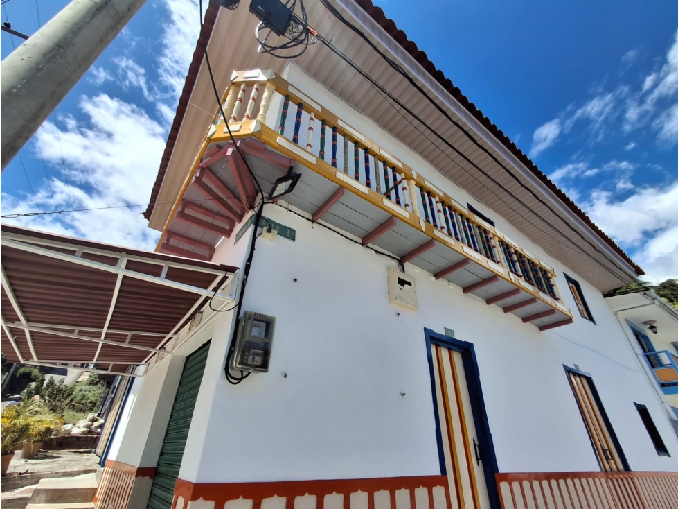 SE VENDE CASA ESQUINERA USO COMERCIAL O TURISTICO, SALENTO QUINDIO - 3