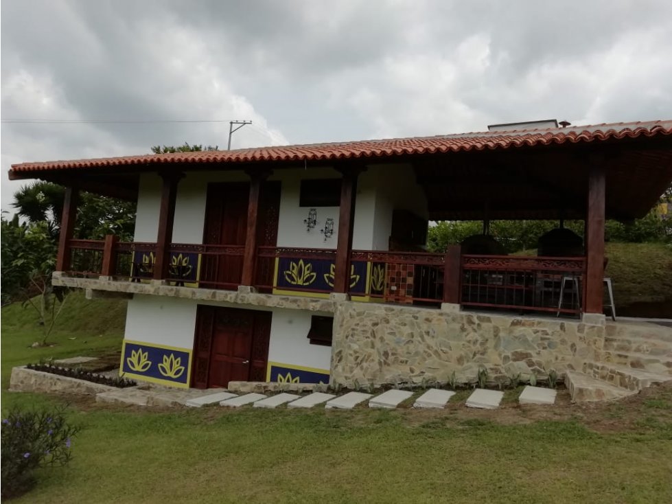 ALQUILO CABAÑAS POR DÍAS EN MONTENEGRO QUINDÍO - 2