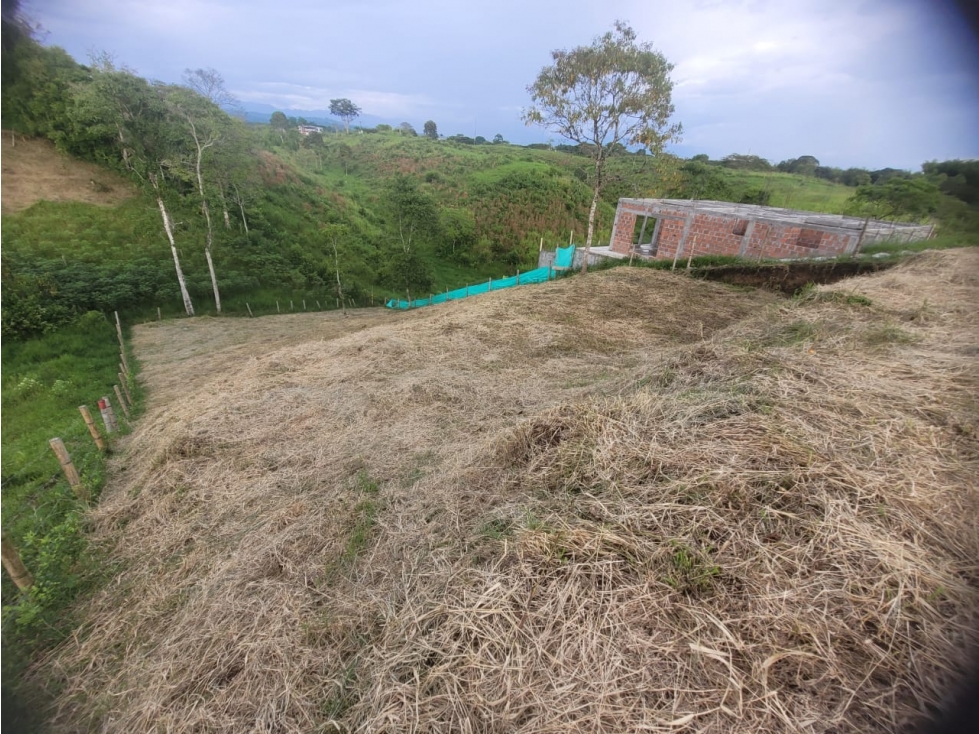 SE VENDE LOTE CAMPESTRE EN VALLE DEL CAUCA - 4