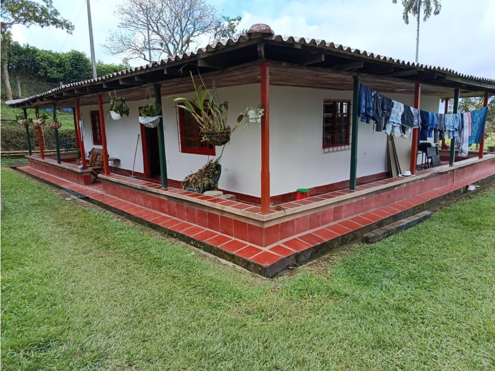 Se Vende Casa Campestre en Circasia - Quindío
