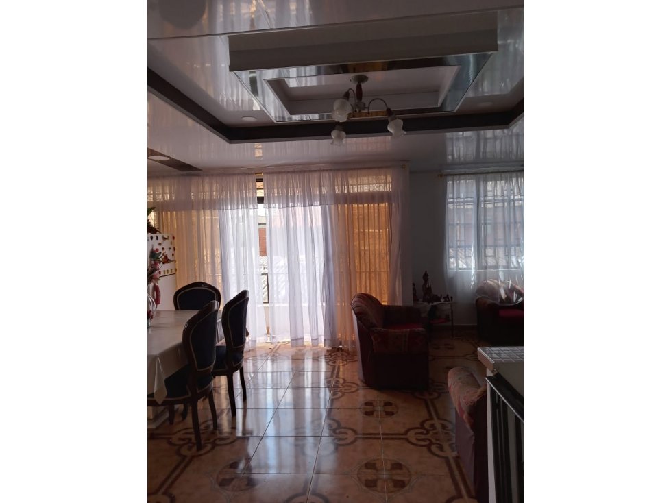 Se Vende Casa Dos Rentas En Montenegro - 2