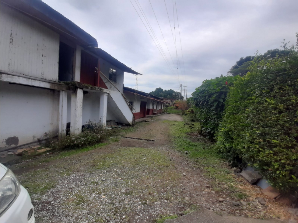 Se Vende Finca En La Y De Calarcá Quindío. - 2