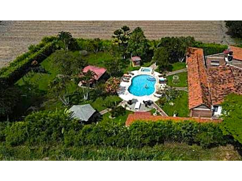 Se Vende Chalet Vía Cartago - Valle Del Cauca