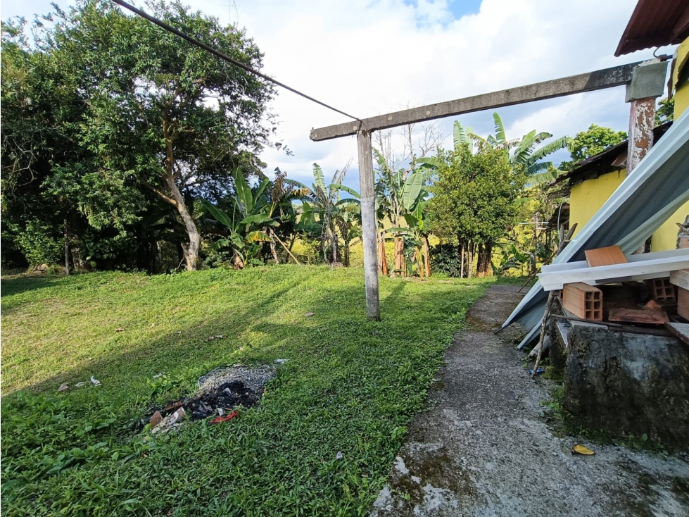 Se Vende Finca En Hojas Anchas - Armenia - Quindío — foto 3