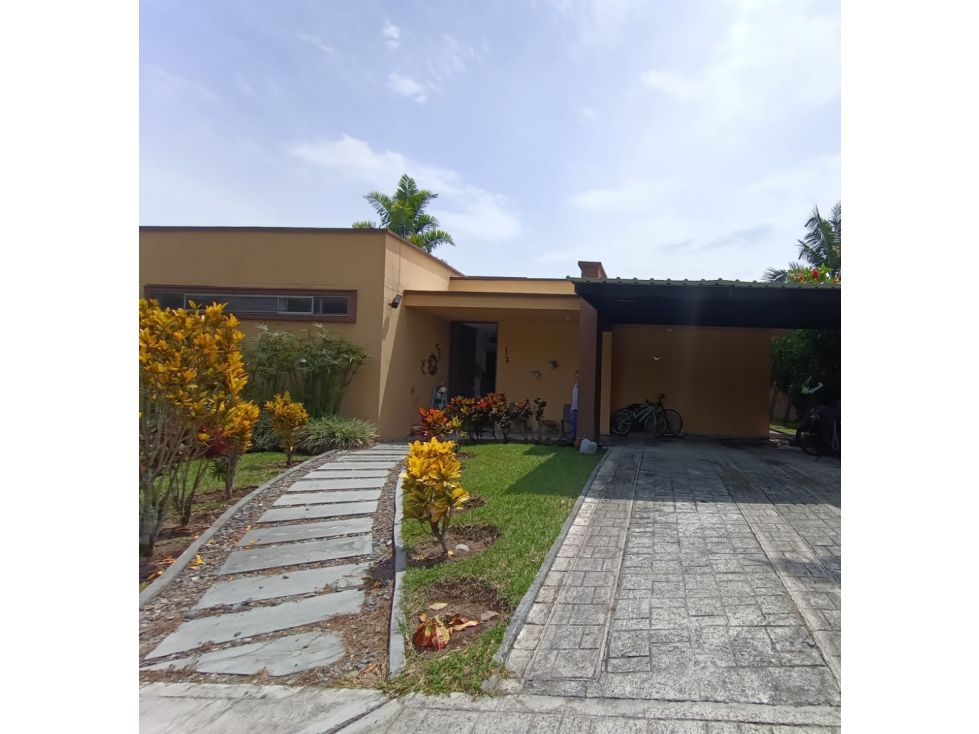Se Vende Casa En Condominio Campestre En El Caimo - Armenia