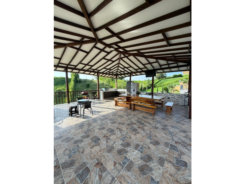 Se Vende Chalet en Alcala - Cartago - 1