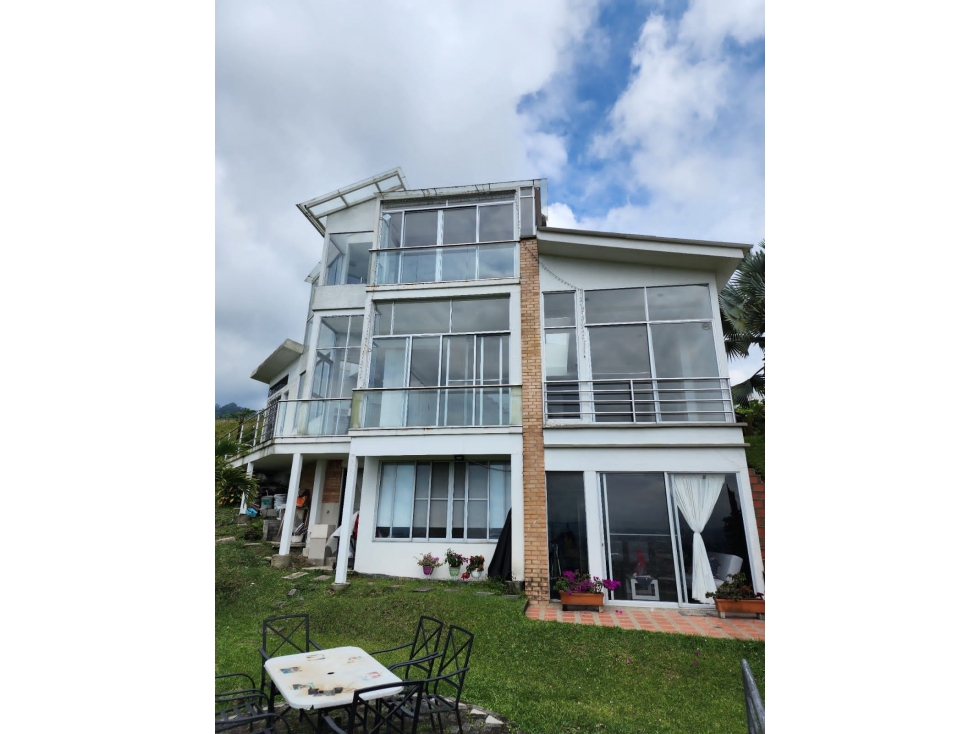 Se Vende Casa Campestre En Condominio Dosquebradas - Risaralda