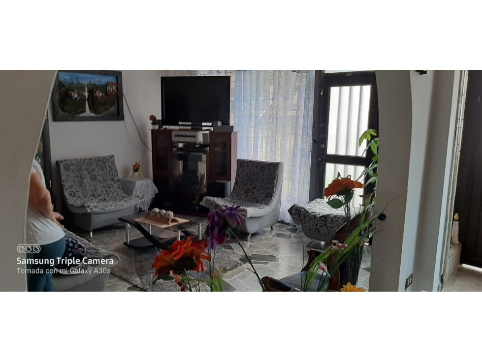 Se Vende Casa En El Barrio Nueva Cecilia Armenia - 1