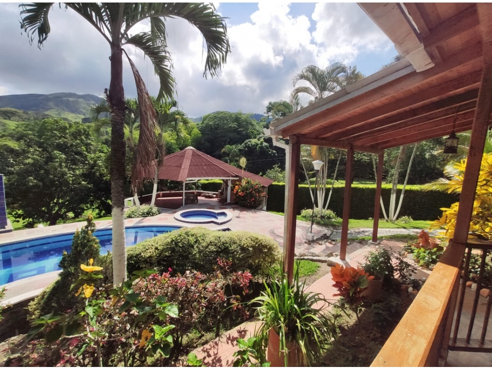 Se Vende Chalet En Quebrada Nueva Valle Del Cauca