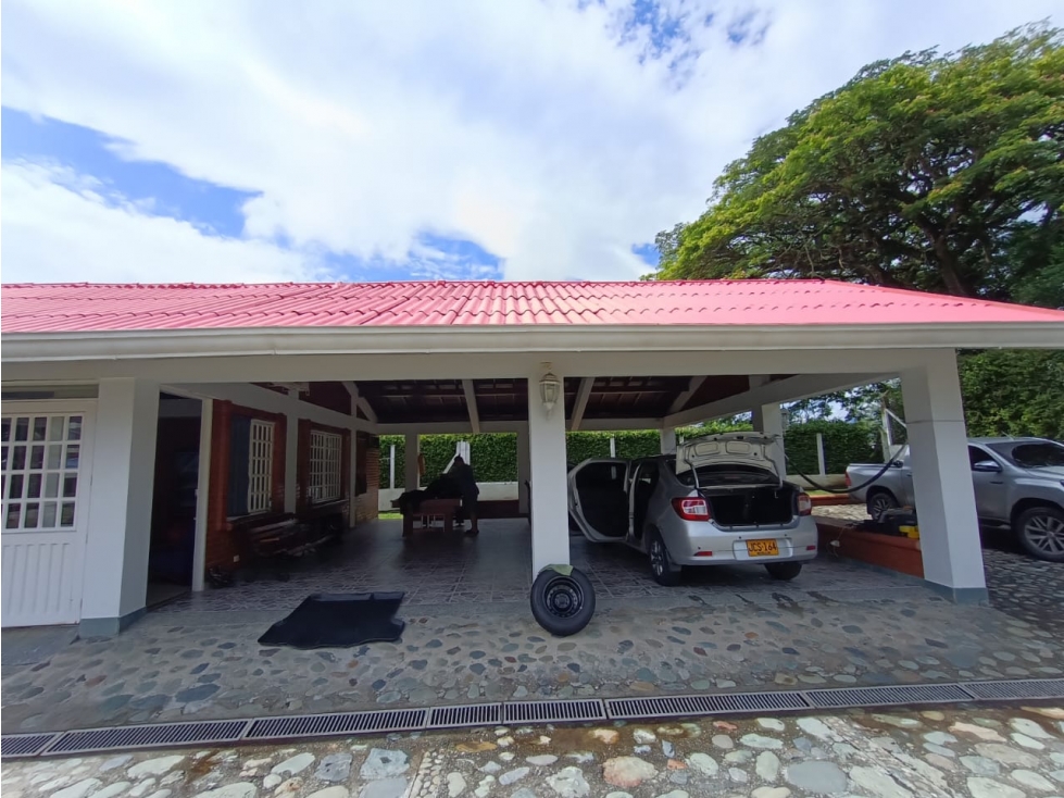 Se vende Chalet S. Club Campestre Armenia Quindío — foto 3