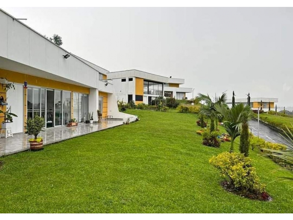 Se vende Casa Condominio Campestre Circasia Quindío