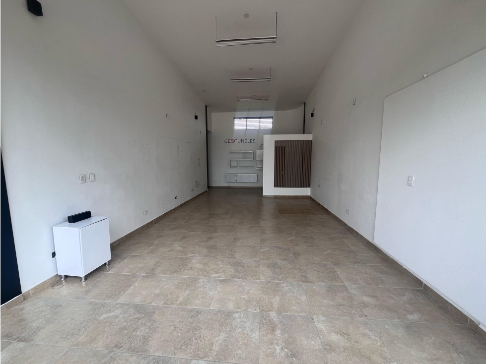 Se Vende Local en Mall Vía Calarcá - Barcelona -Quindío - 2