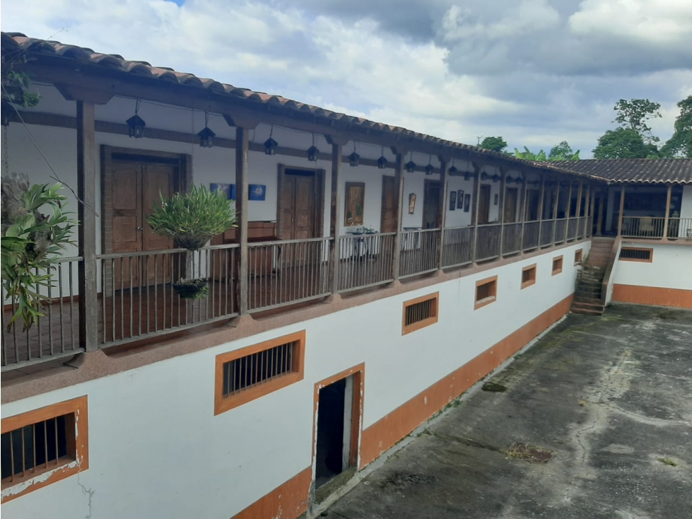 Se Vende Finca De 56 Cuadras Entre Montenegro-Quimbaya - 1