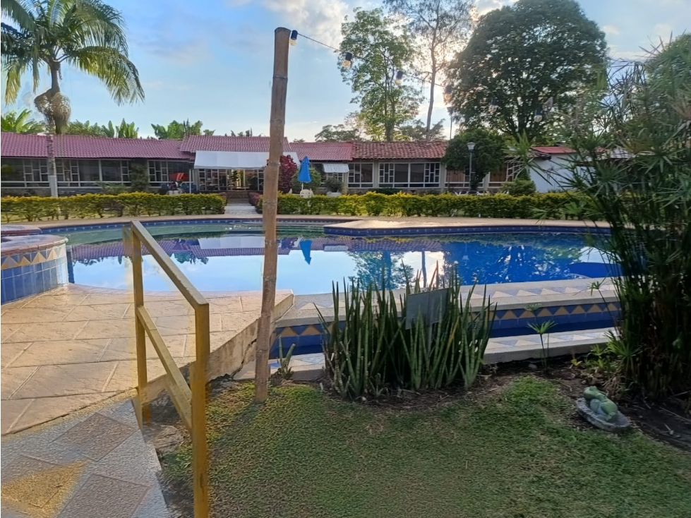 Se Vende Finca Hotel En Montenegro - 2