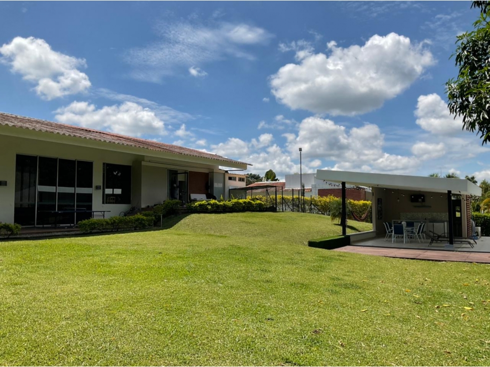 Se Vende Casa en Condominio Vía Armenia - LaTebaida