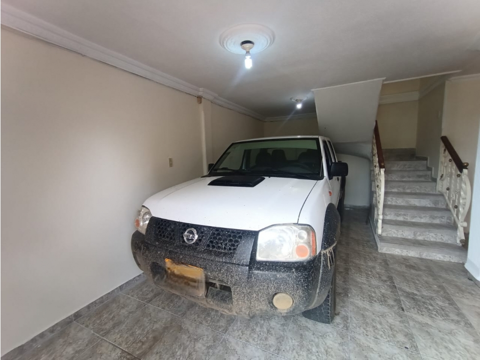 Se Vende Casa S. Barrio Los Cambulos - Armenia - Quindío — foto 4