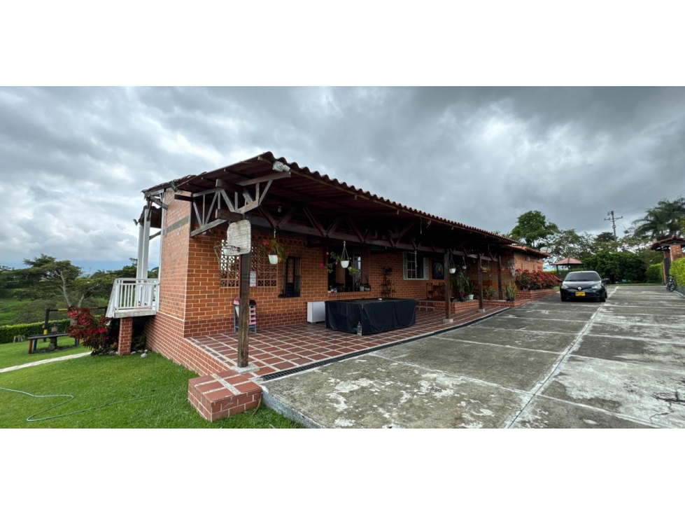 Se vende Chalet en Condominio Via Alcala - Pereira - 2