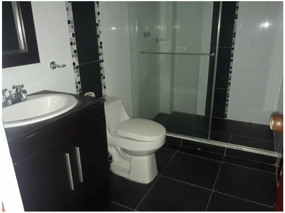 Se vende Casa Doble Renta + Punto Negocio Barrio Granada Armenia — foto 4