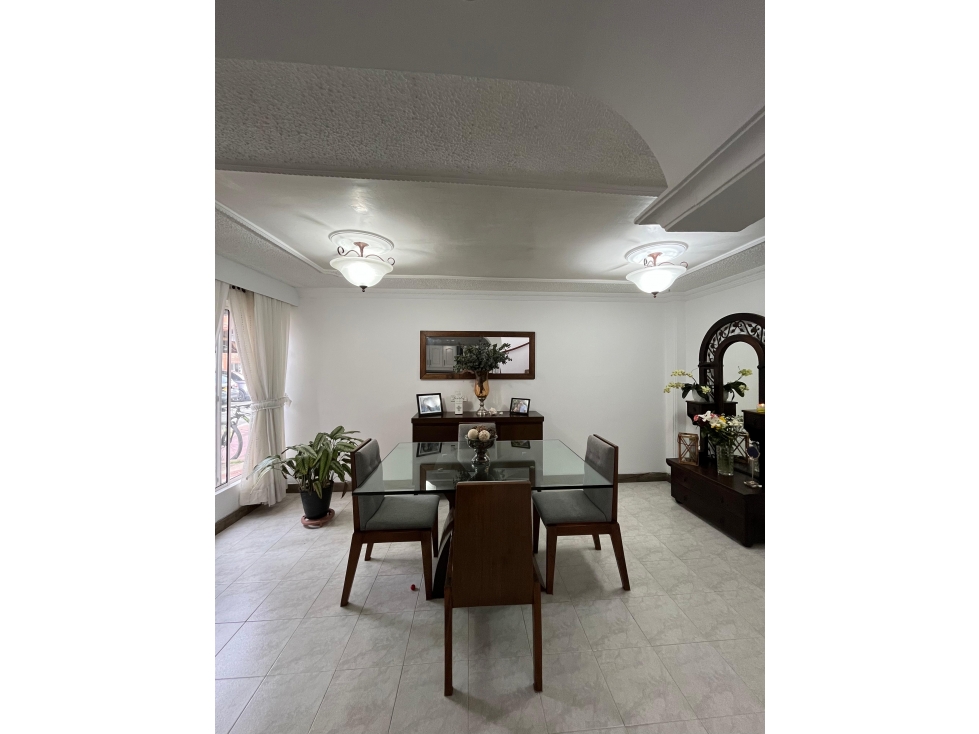 Se Vende Casa en Conjunto Cerrado en el S. norte de Armenia - Quindío.