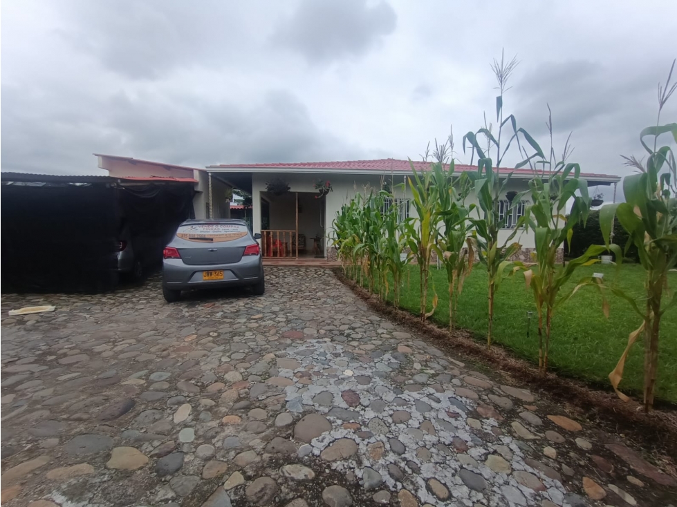 Se Vende Casa Campestre Vía Armenia - La Tebaida — foto 2