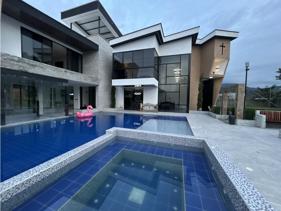 Se Vende Chalet En Barcelona - Quindío - 1