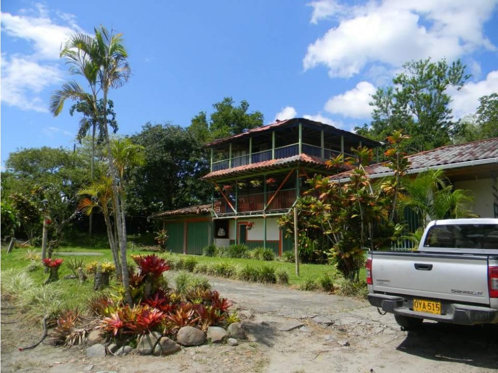 Se vende finca en Montenegro Vereda Puerto Rico