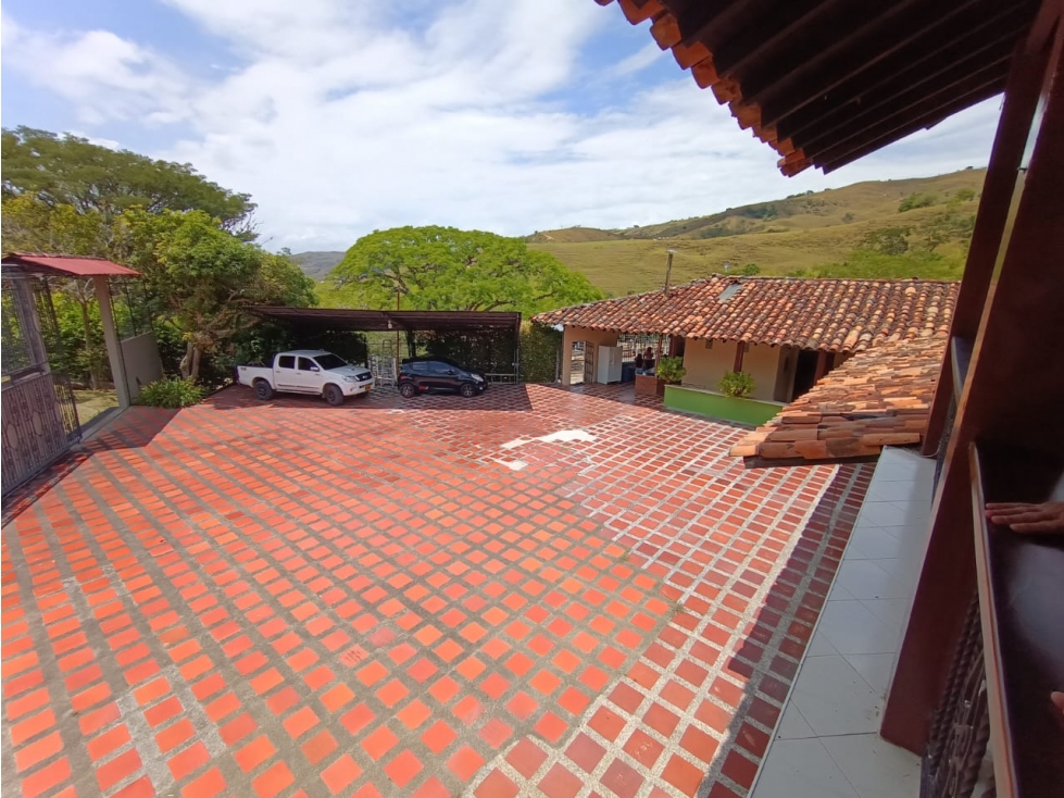 Se vende Finca Ansermanuevo Valle del Cauca - 2