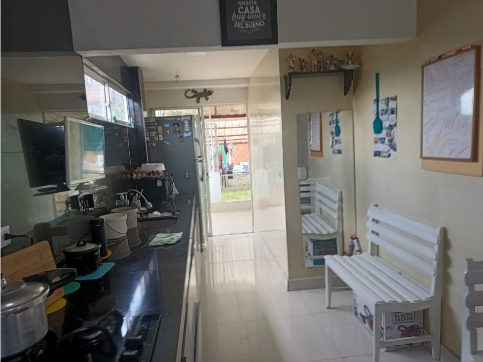 Se Vende Casa Bifamiliar S. Barrio San José Armenia — foto 4