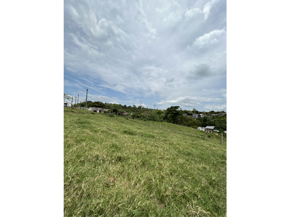 Se Vende Lote Urbano En Montenegro — foto 4