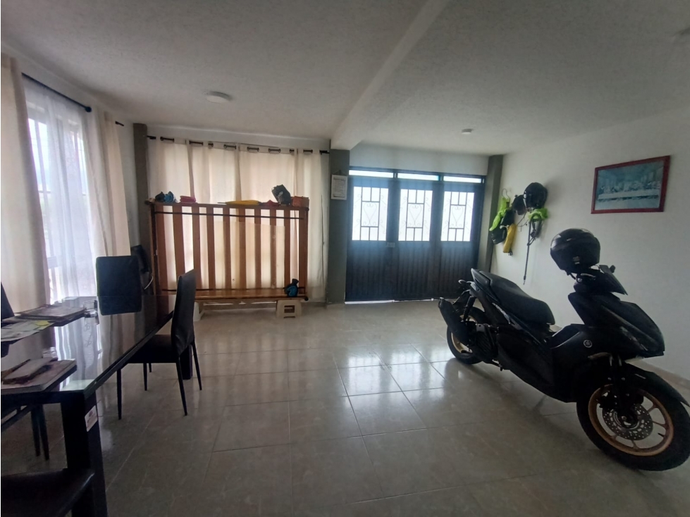 Se Vende Casa Ubicada S. Barrio El Limonar