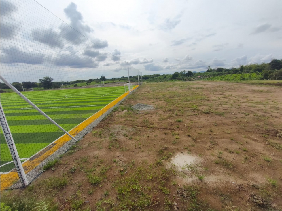 Se Vende Lote en la Via Pueblo Tapao - La Tebaida. — foto 4