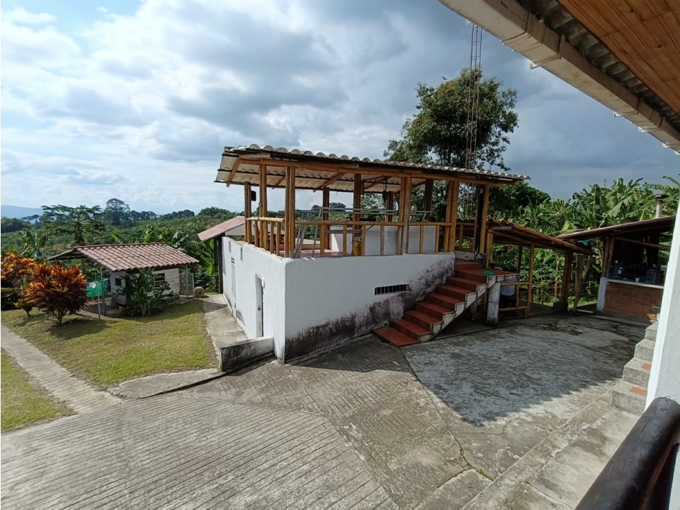 Se vende Finca Chalet en Vda El Placer - Quimbaya - 6