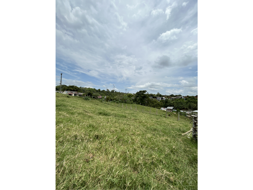 Se Vende Lote Urbano En Montenegro — foto 5