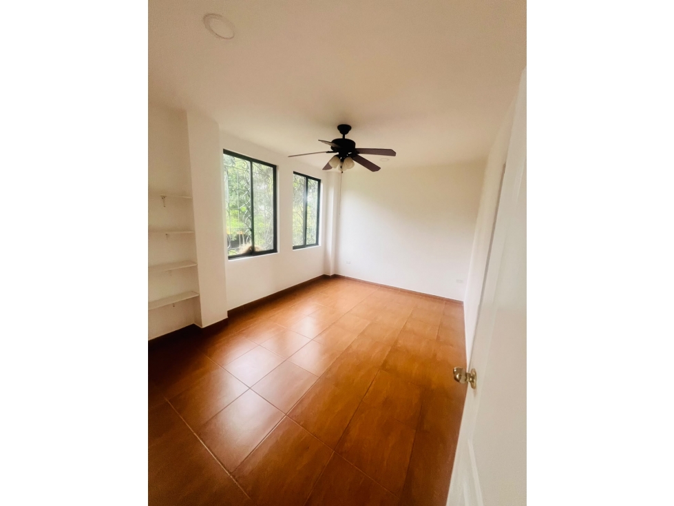 Se Vende Casa Campestre Ubicada en Quimbaya - Quindio. - 2