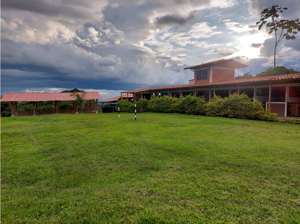Se vende Finca Circasia - Montenegro Quindío