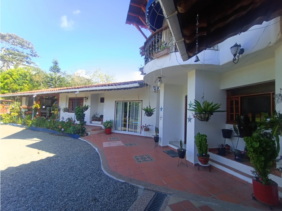 Se Vende Chalet Vía Armenia - La Tebaida - Quindío — foto 3