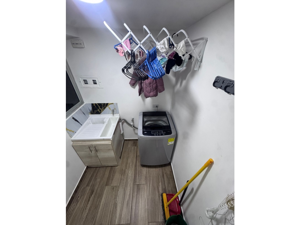 Se Vende Apartamento En Cond. S. Barrio La Clarita De Armenia — foto 5