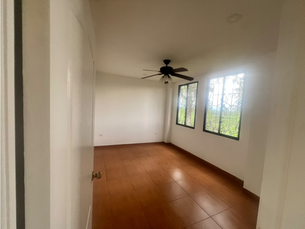 Se Vende Casa Campestre Ubicada en Quimbaya - Quindio. - 3