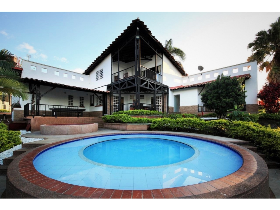 Se vende Chalet Vía Armenia - La Tebaida - Quindío - 1