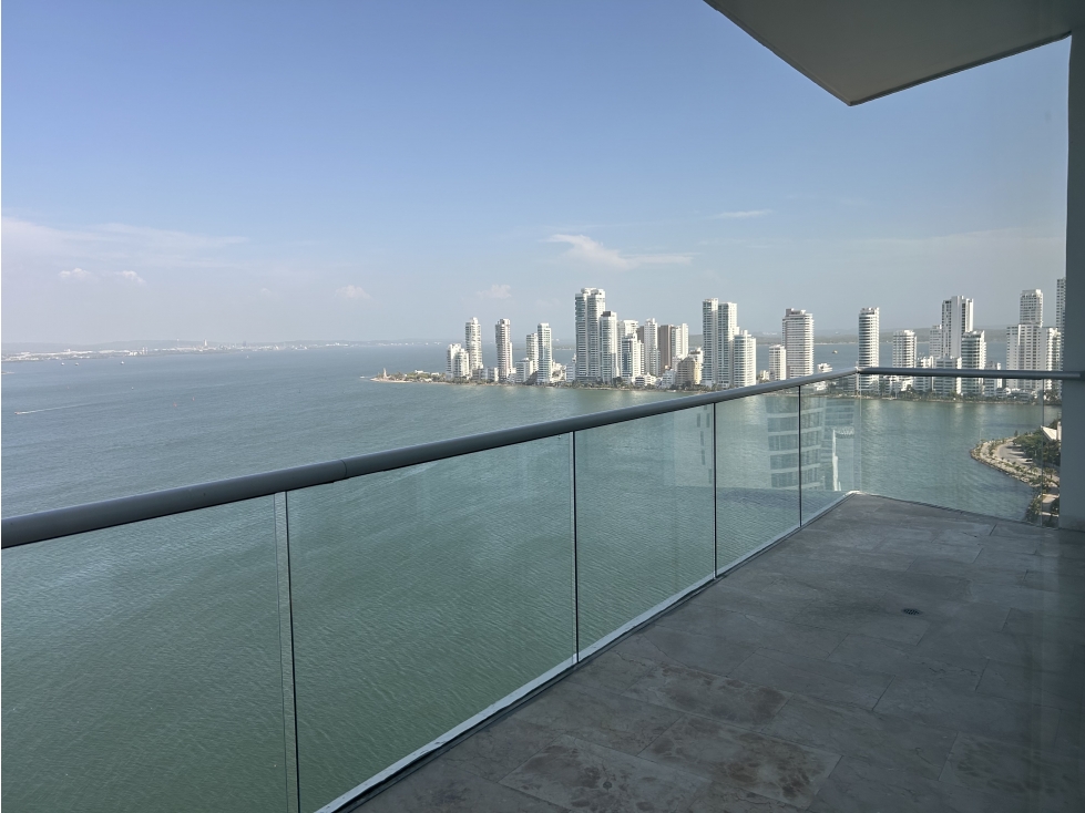 VENTA APARTAMENTO DE 3 ALCOBAS FRENTE BAHIA BOCAGRANDE — foto 2