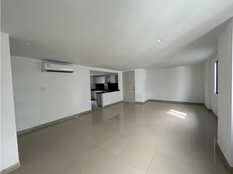 VENTA DE APTO DE 3 ALCOBAS REMODELADO EN CASTILLOGRANDE — foto 5